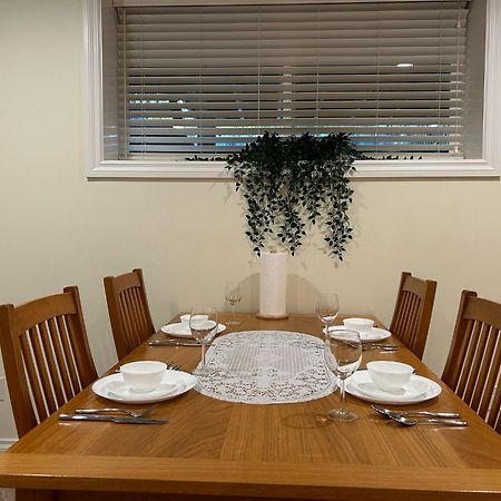 A Private Suite In Port Moody ภายนอก รูปภาพ