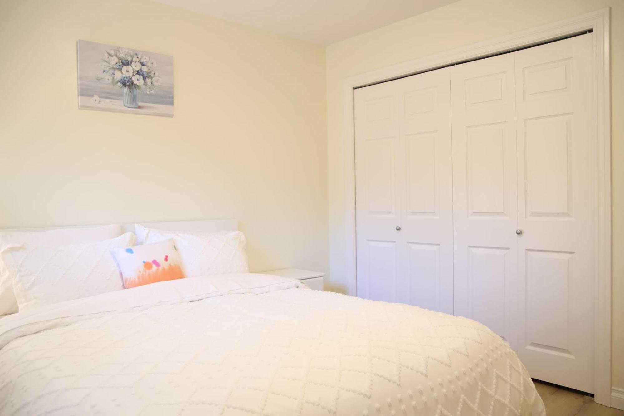 A Private Suite In Port Moody ภายนอก รูปภาพ